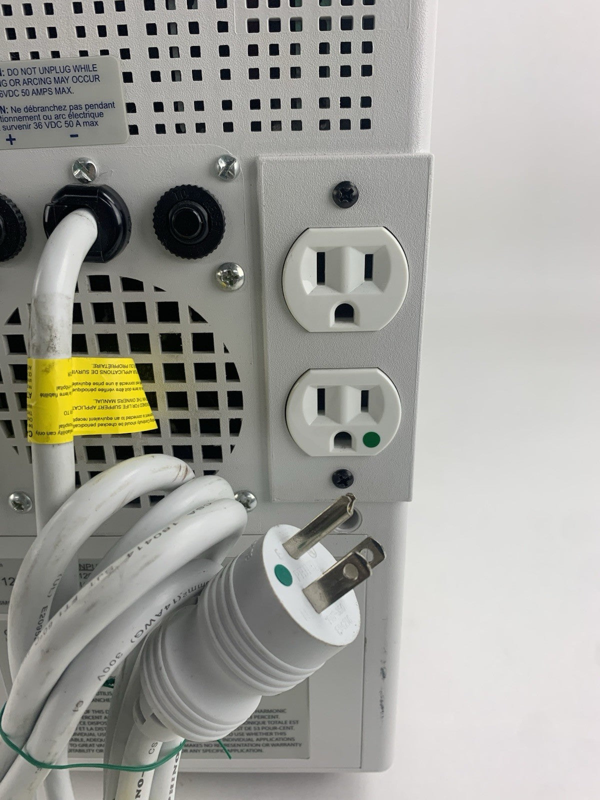 Tripp-Lite SMART1200XLHG SmartPro Tower UPS 1000VA Tested No Batteries5