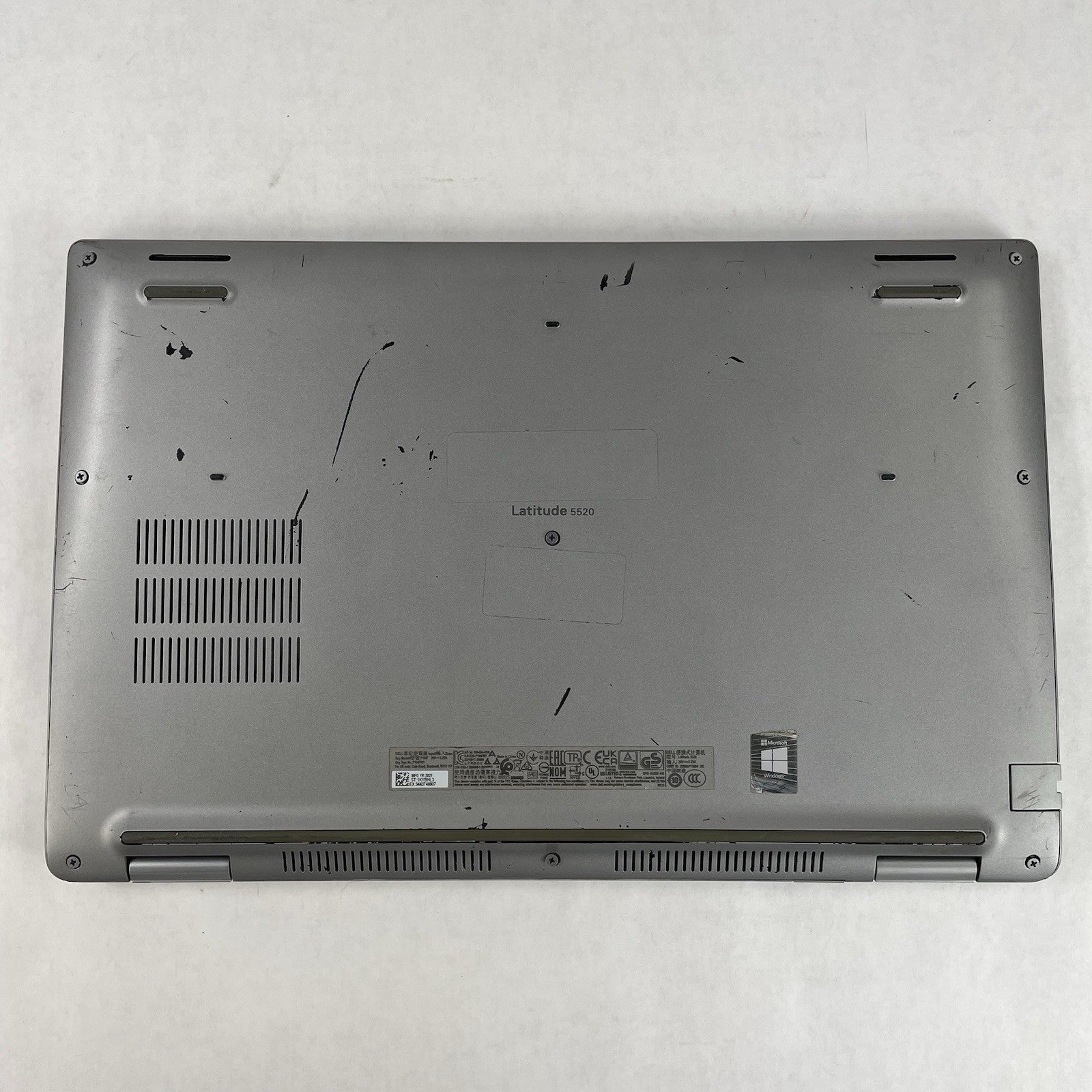 Dell Latitude 5520 15.6" i5-1135G7 2.40GHz 8GB RAM No SSD/OS/Batt - Missing Keys15