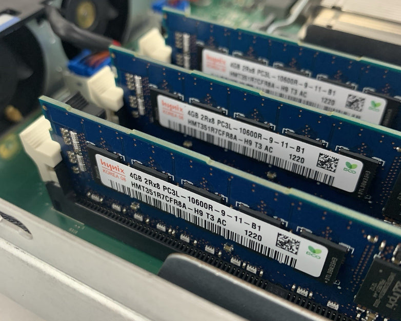 Dell PowerEdge R610 Server 2x Xeon E5520 2.27 GHz 24 GB RAM No OS No HDD