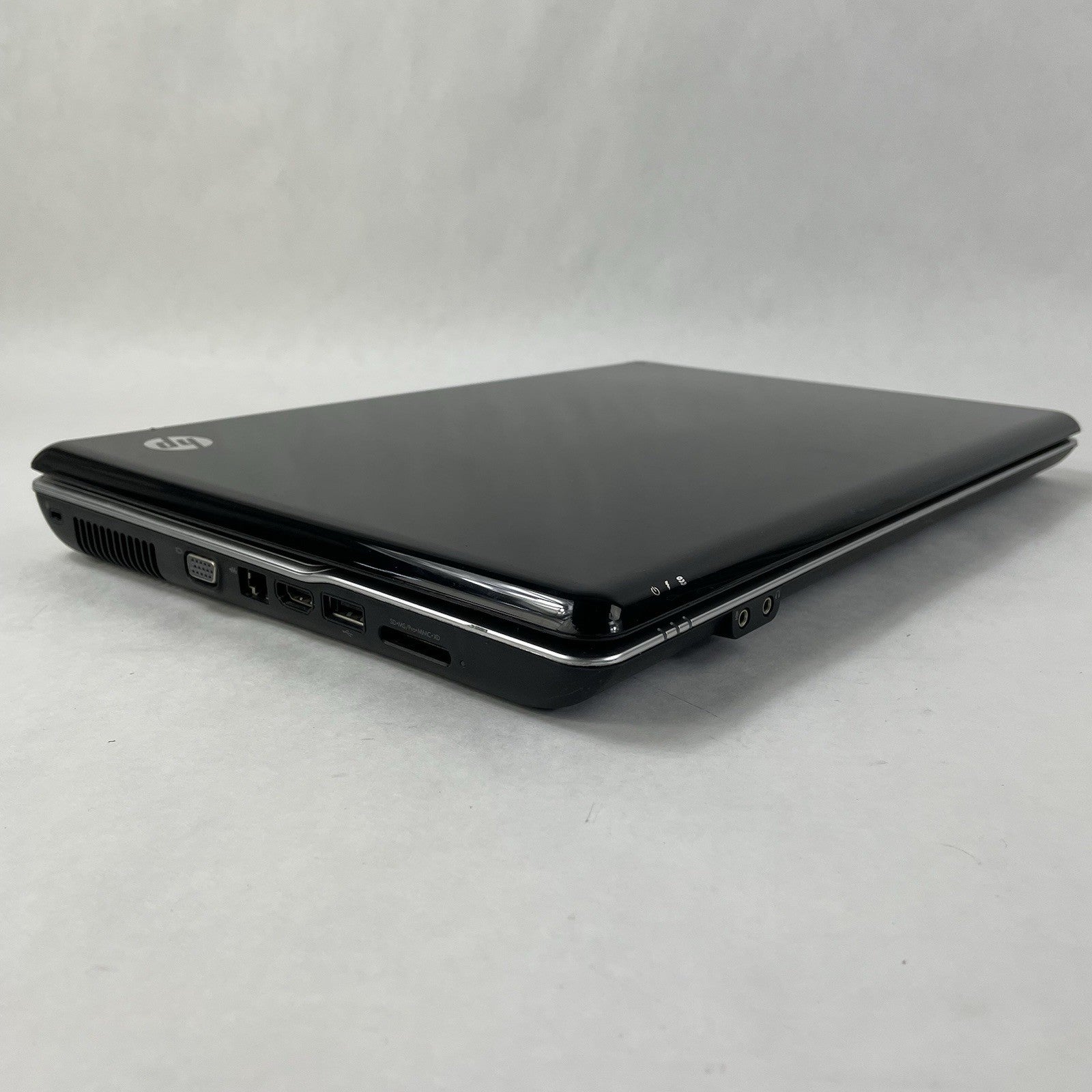HP G71 NoteBook 16.9" Core 2 Duo t6600 2.20 GHz 4 GB RAM No SSD/OS/AC/Battery11