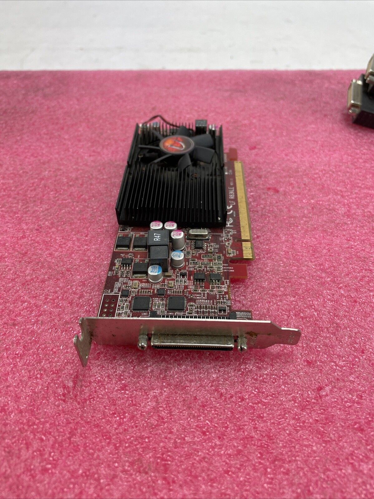 VisionTek 5570 1GB VHD CTK-401073 PCIe Graphics Card