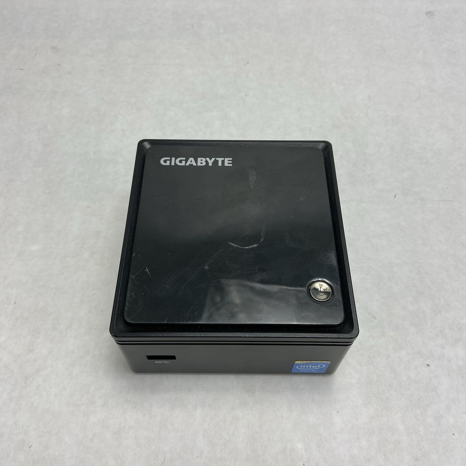 Gigabyte GB-BXBT-1900 Micro Intel Celeron J1900 1.99GHz 8GB RAM No HDD\OS\AC5