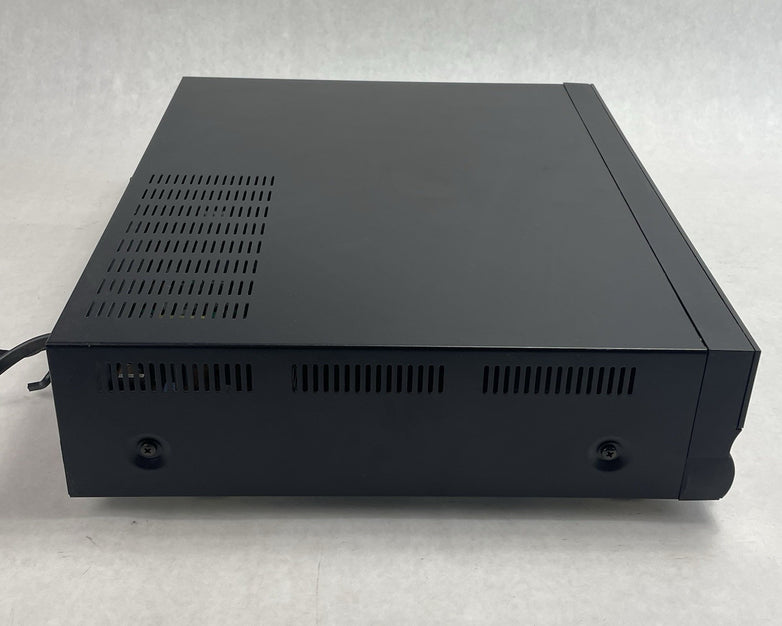 Harmon Kardon CDR 20 Dual CD Recoder For Parts or Repair