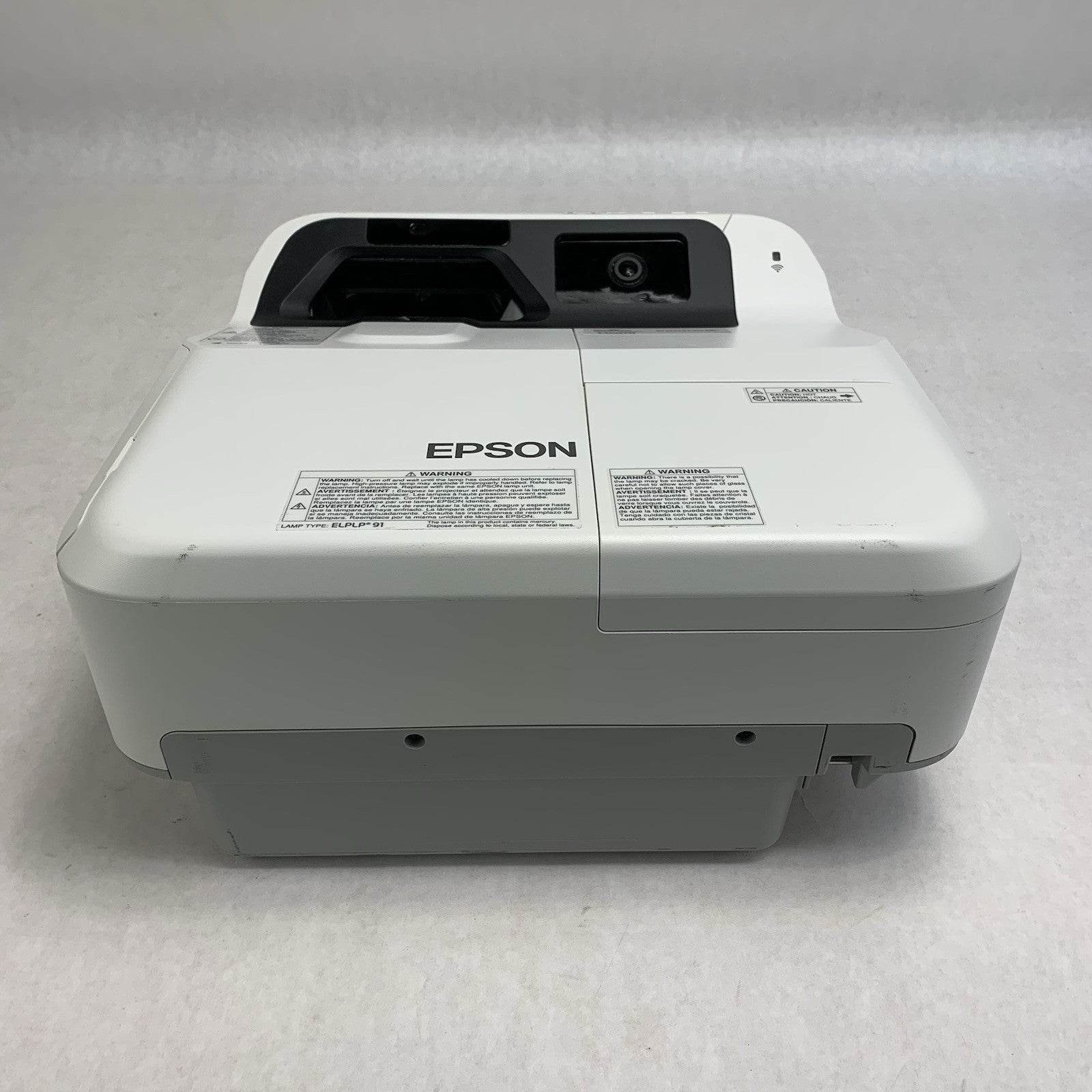 Epson PowerLite 695Wi H740A LCD Lamp Projector 220 Lamp Hours - No Remote1