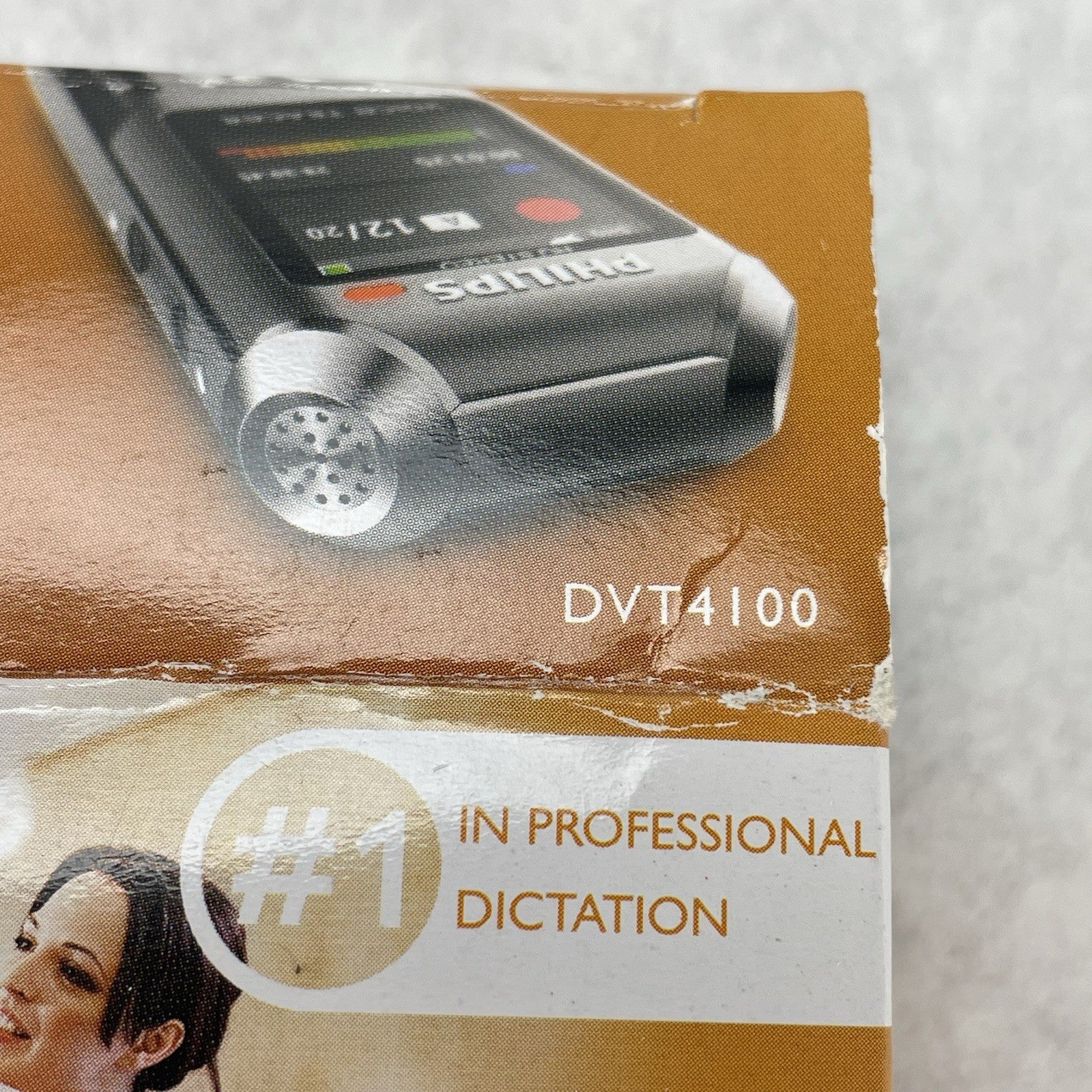 Philips DVT4100 VoiceTracer Digital Recorder New Open box4