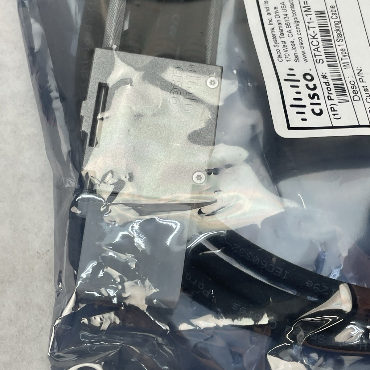 Cisco STACK-T1-1M Stacking Cable 1M / 800-40404-014