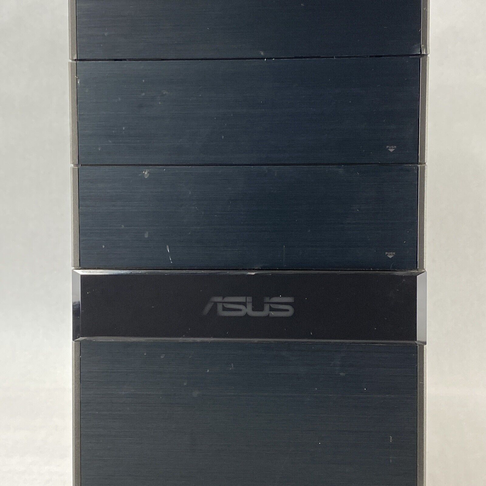 Asus CG5270 MT Intel Core 2 Quad Q8300 2.5GHz 8GB RAM No HDD No OS