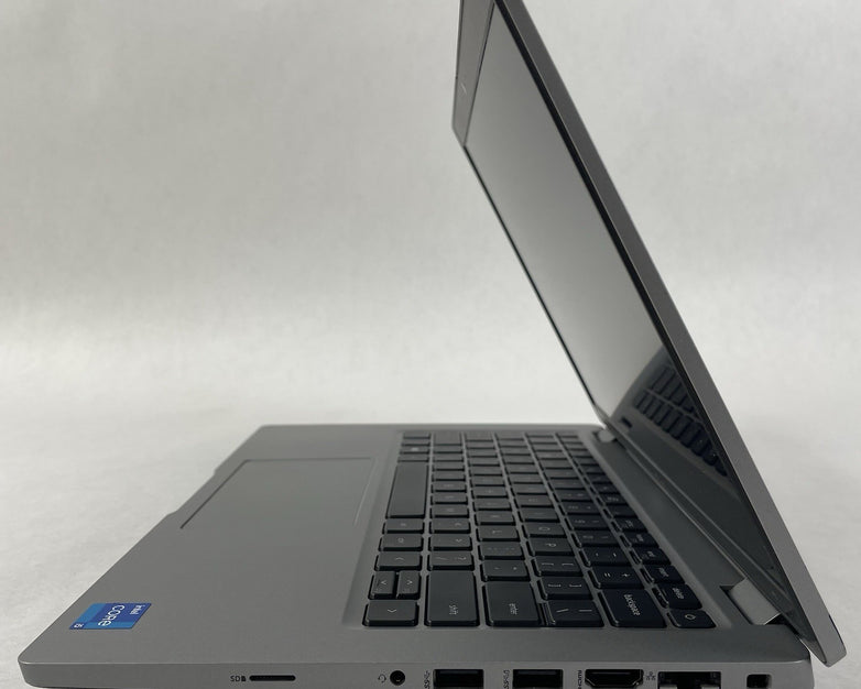 Dell Latitude 5420 14" i5-1135G7 1.40 GHz 8 GB RAM No SSD/OS/AC - Worn Paint