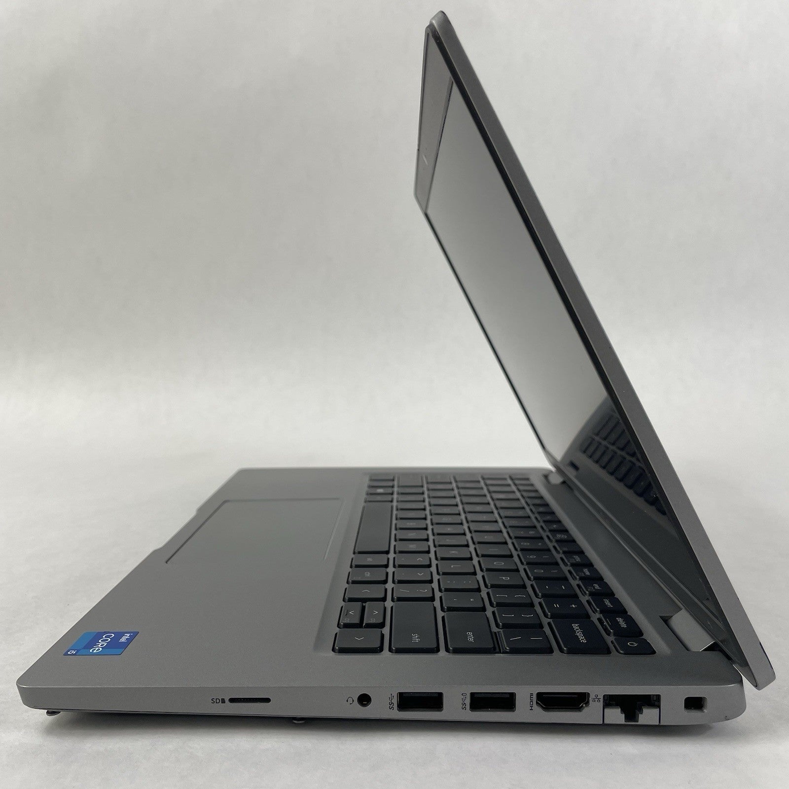 Dell Latitude 5420 14" i5-1135G7 1.40 GHz 8 GB RAM No SSD/OS/AC - Worn Paint6