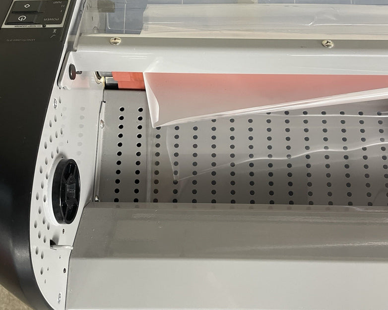 GBC Pinnacle 27 EZLoad Thermal Roll Laminator, 27" Maximum Width, 8-10