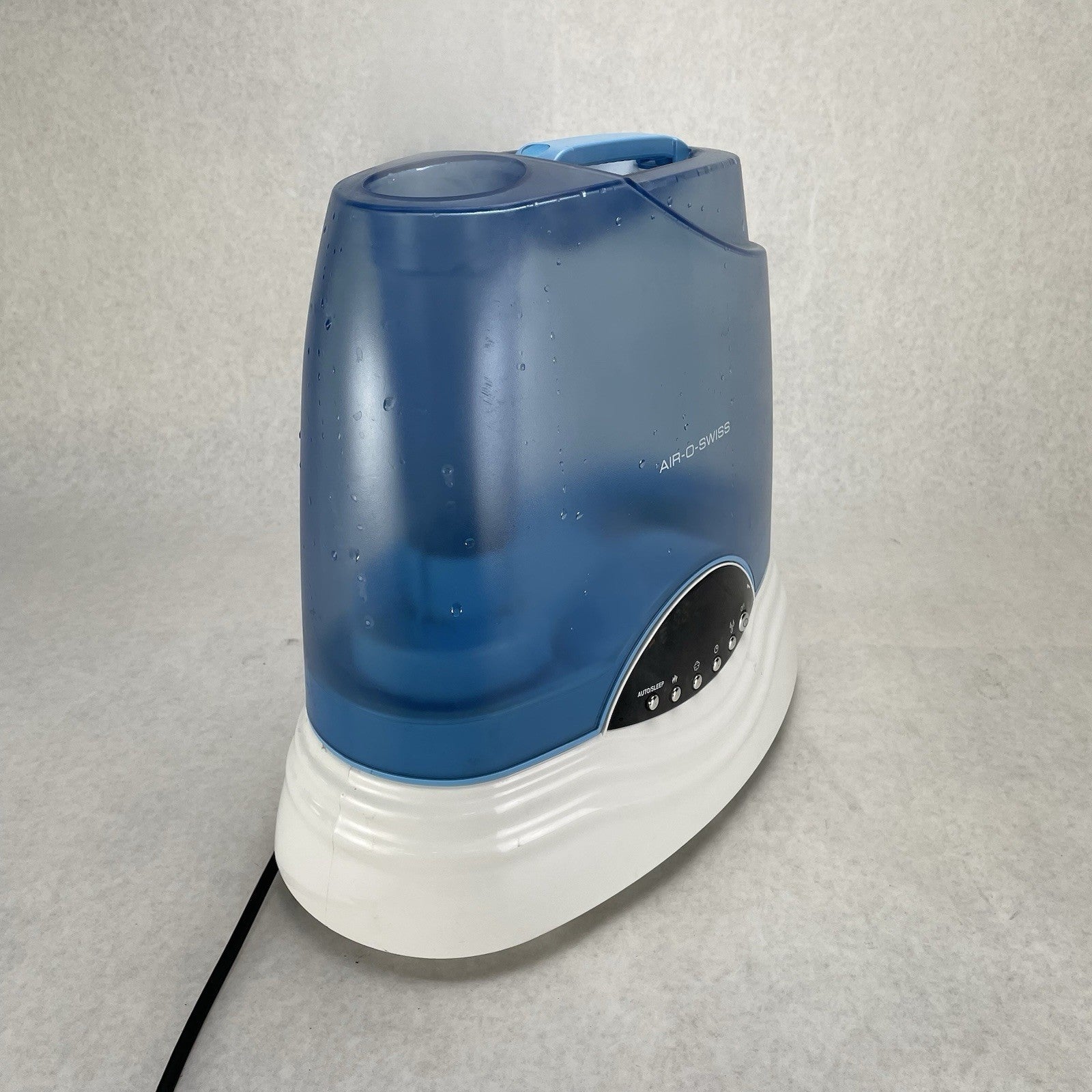 Air-O-Swiss Advanced Air Treatment Systems AOS 7135 Ultrasonic Humidifier Tested