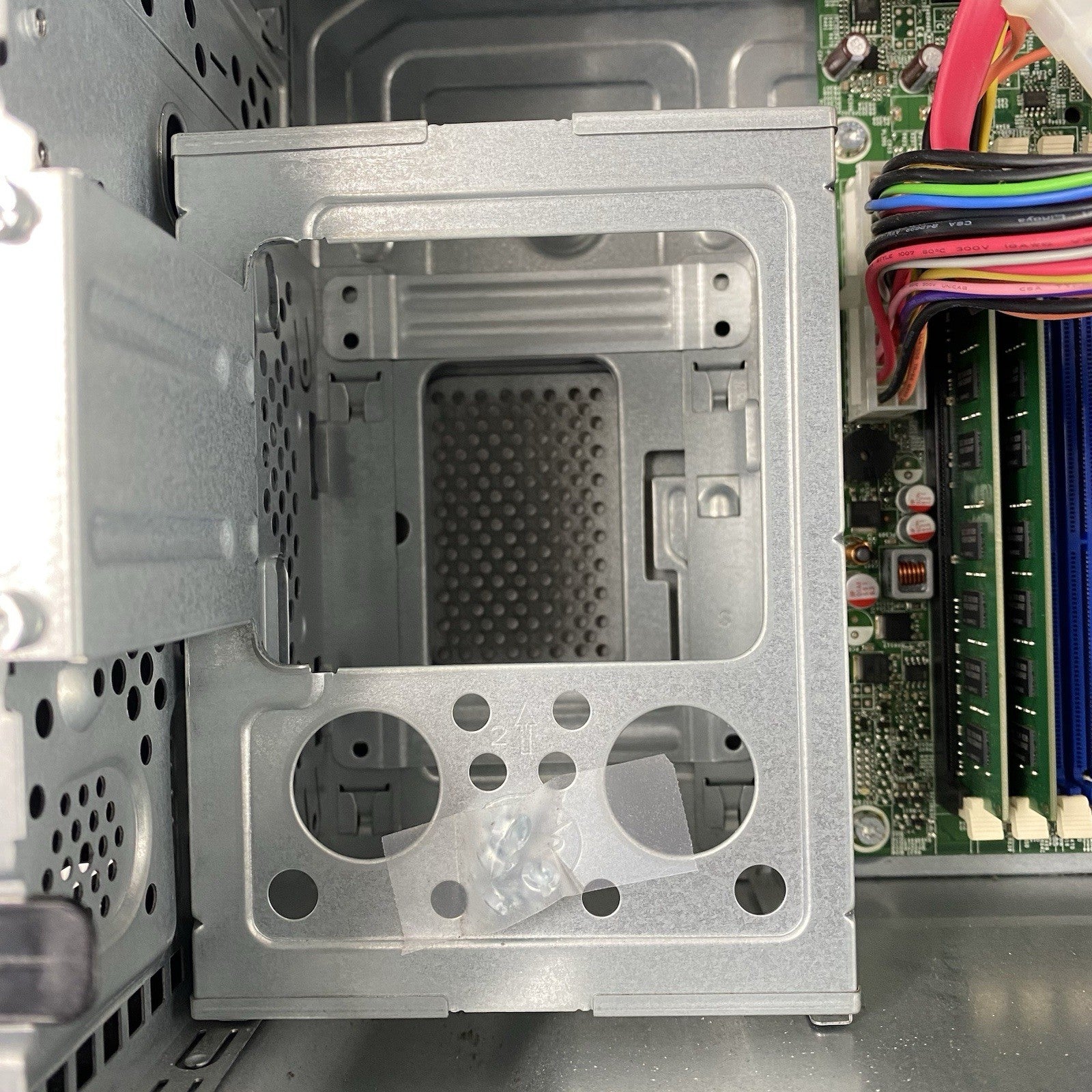 HP p6350z MT AMD Athlon 2 x2 240 2.80GHz 4GB RAM No HDD No OS