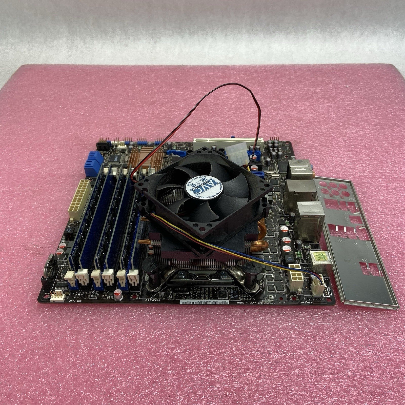 Asus Nvidia GeForce GTX 260 896 MB DDR3 PCI Express x16 Graphics Card3