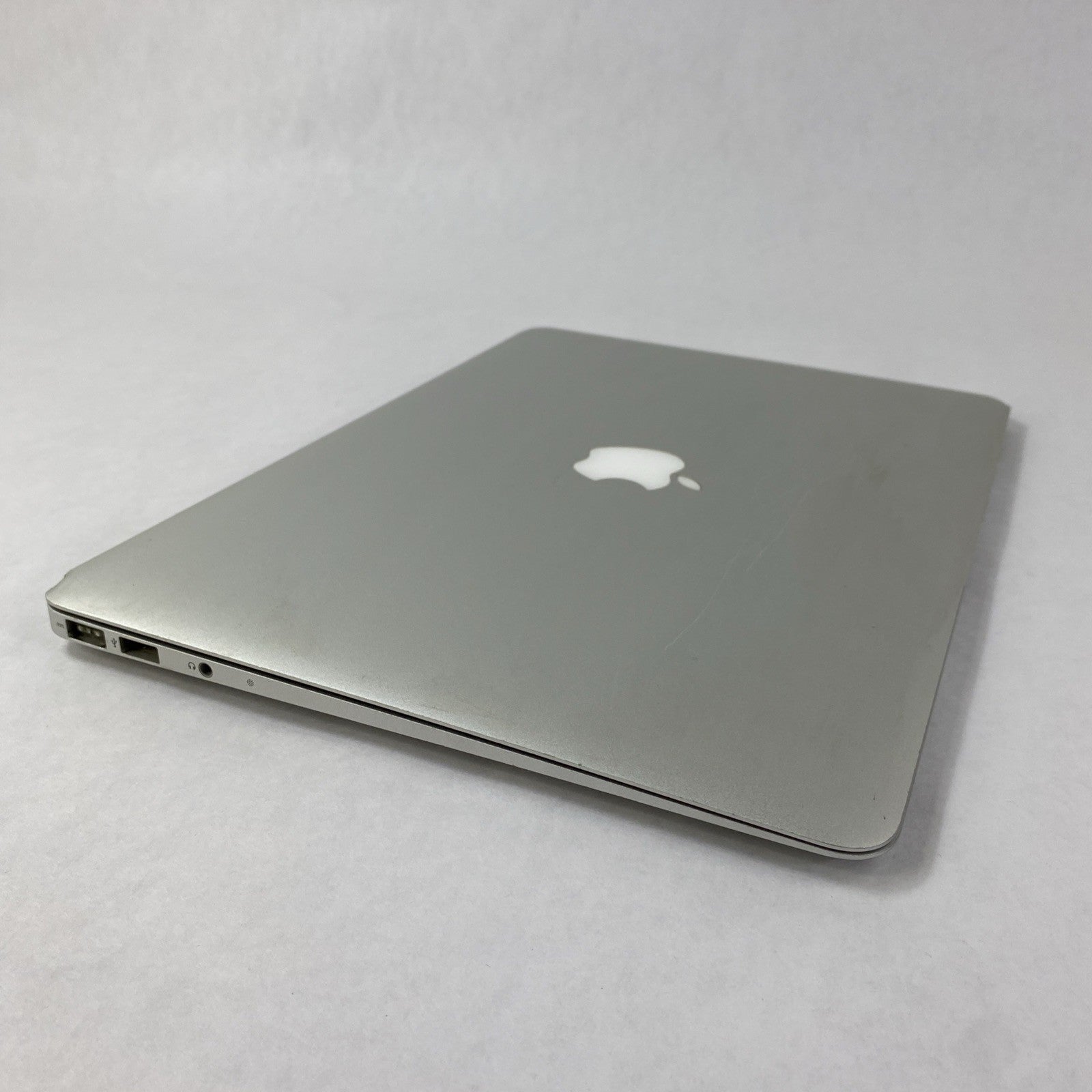 Apple MacBook Air A1369 2011 13" 1.7GHz i5 4GB RAM 250GB SSD os10.13.6 109Cycles19
