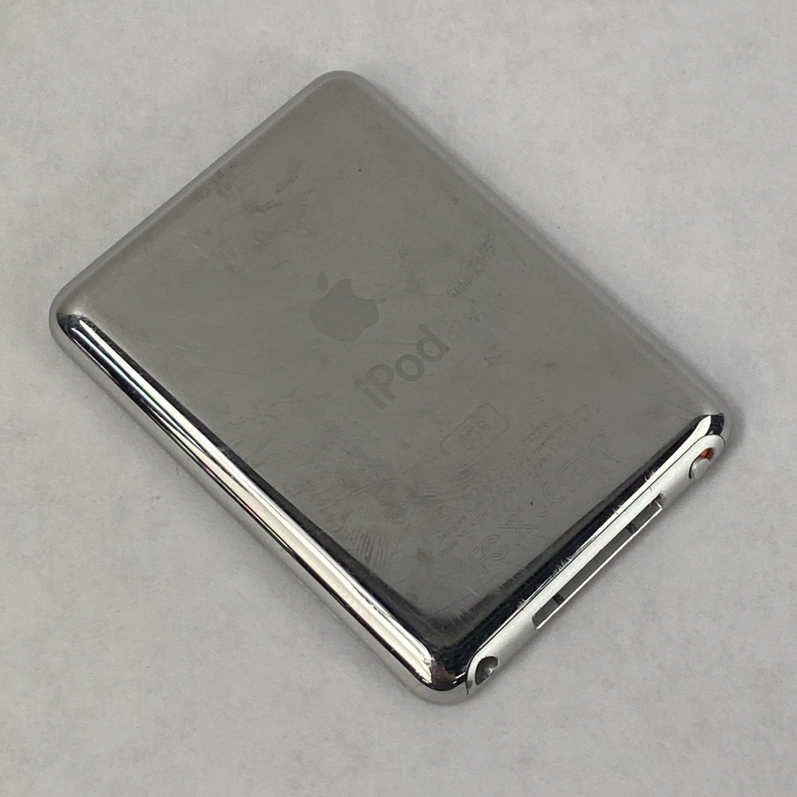 Apple iPod Nano 3rd Gen A1236 8GB Silver v1.1.312