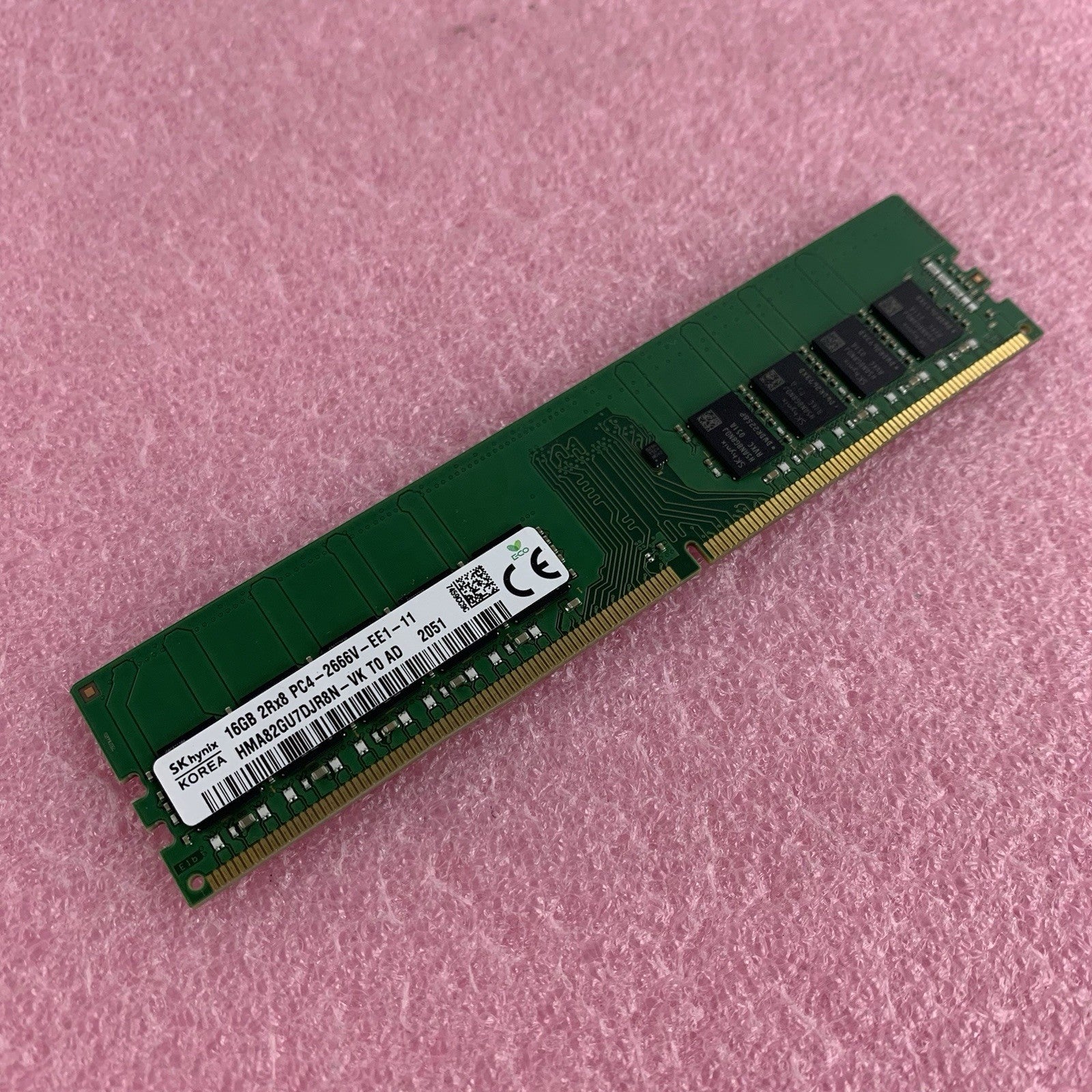 SK Hynix HMA82GU7DJR8N-VK 16 GB DDR4 2666V PC4 ECC UDIMM Server Memory Ram0