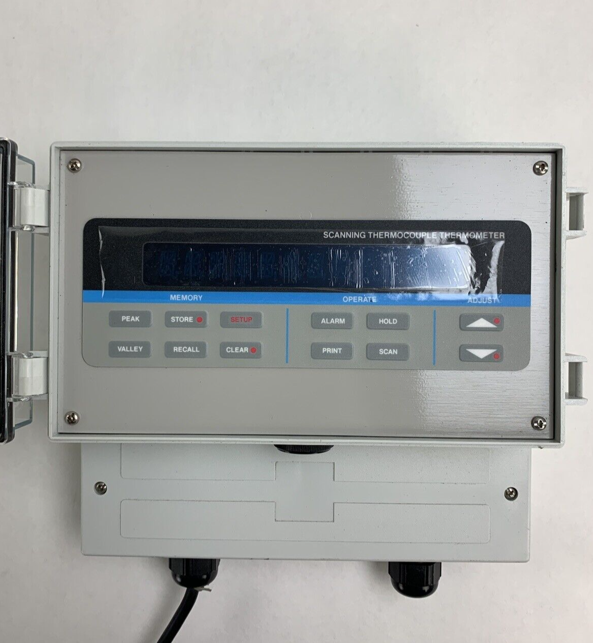 Barnant Scanning Thermocouple Thermometer 692-8110 Power Tested