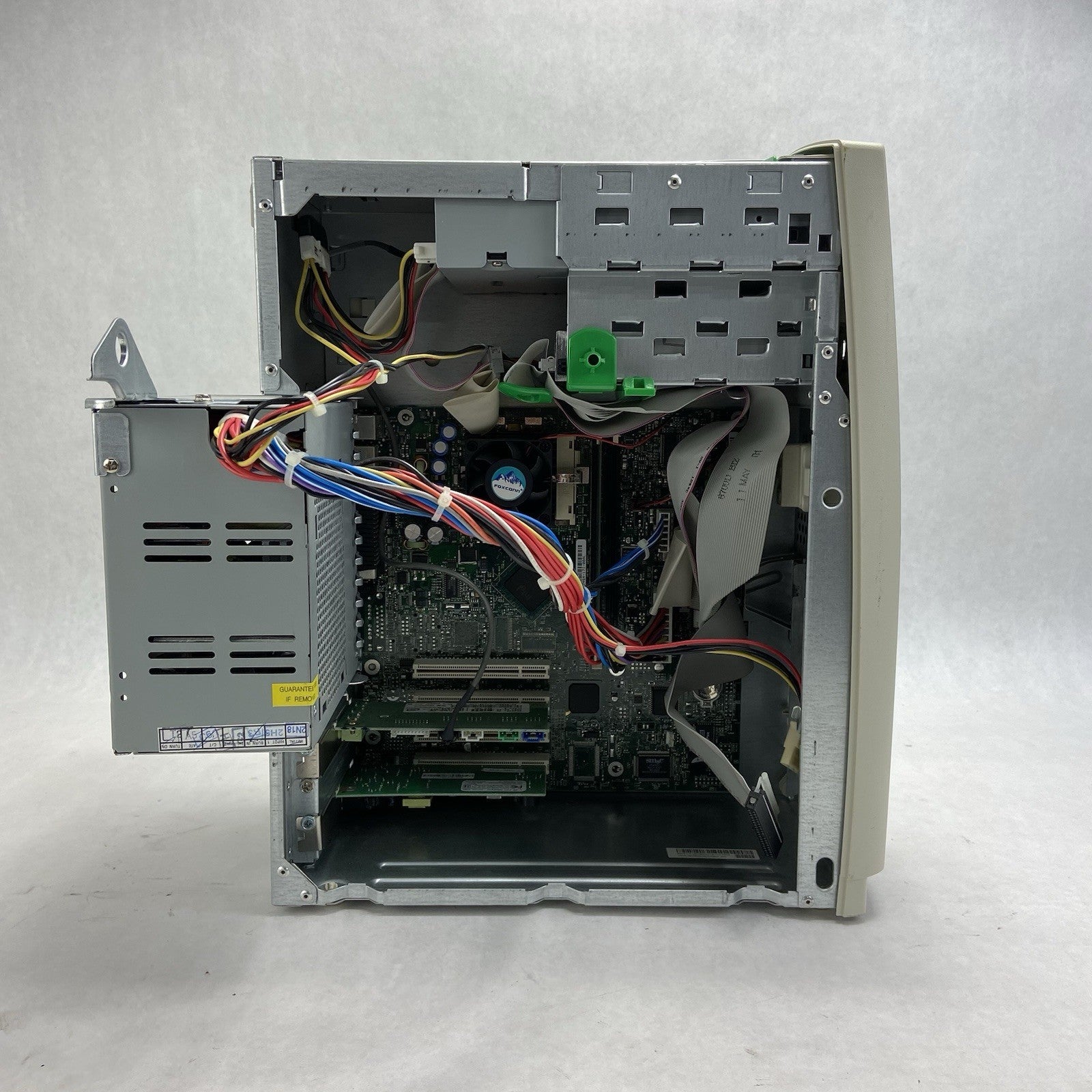Dell Dimension L800CXE MT Intel Celeron w/SSE 800MHz 128MB RAM No HDD No OS10