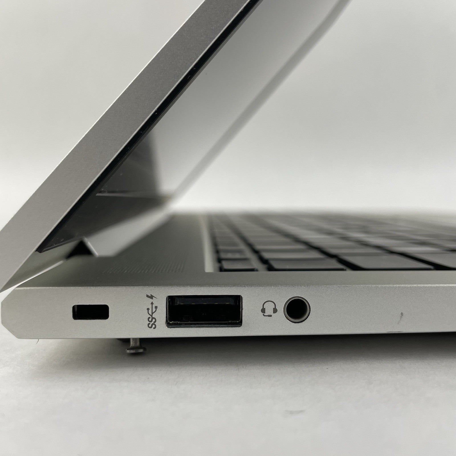 HP EliteBook 850 G8 15.6" i5-1145G7 2.60 GHz 16 GB RAM No SSD/OS/AC/Batt5