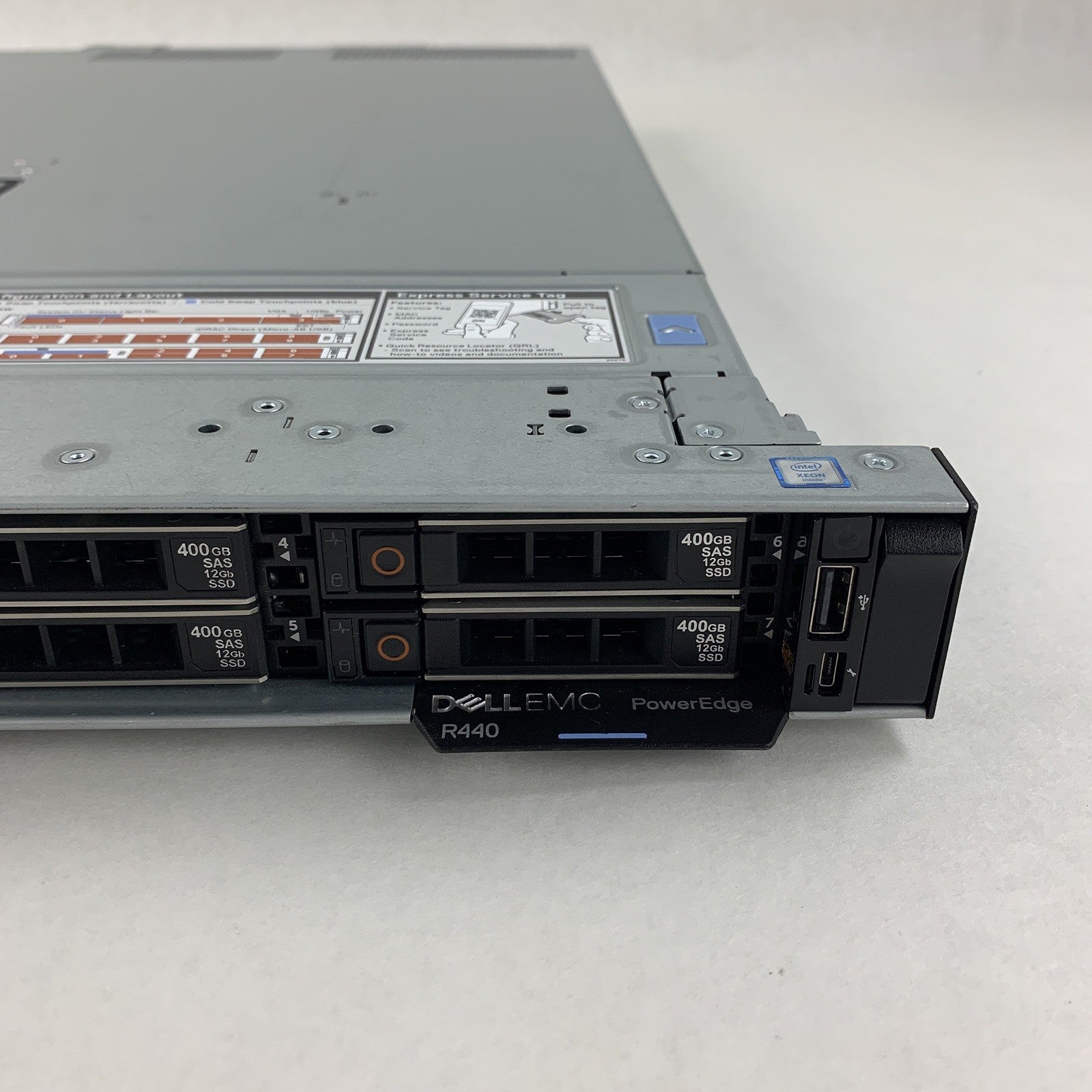 Dell PowerEdge R440 2x Xeon Silver 4110 2.1 GHz 128 GB RAM No HDD NO OS
