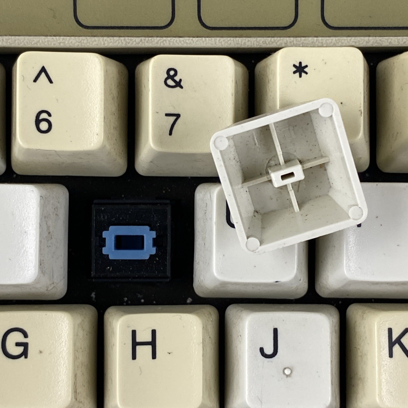 Vintage Focus Electronic FSQ4VYFK-555 Mechanical Keyboard -  Alps SKCM Switches14