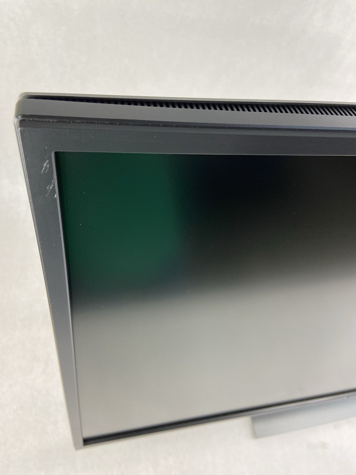Dell Flat Panel Multi Client Monitor P4317Qc 43" In 4k UHD 3840x2160 With Stand