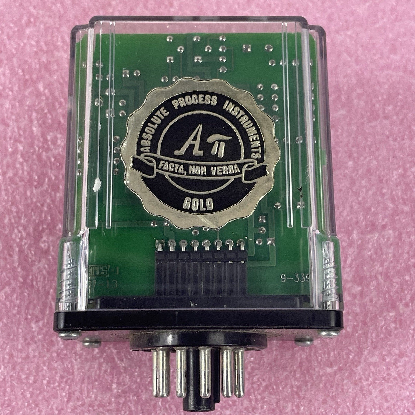 Absolute Process Instruments API Model API-1400 G (M8D)1