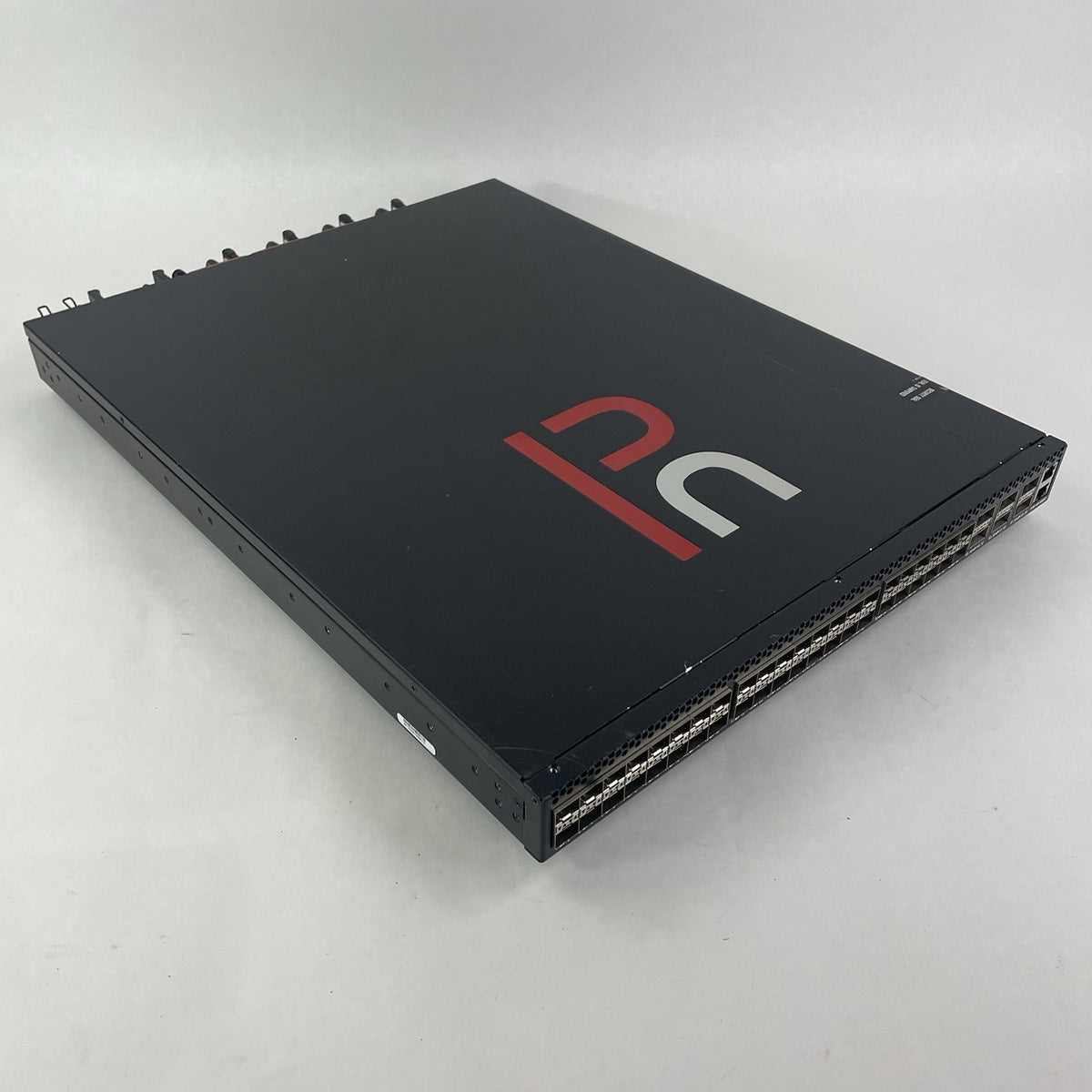 Pluribus Networks E68 Server Switch E3-1265Lv2 2.5GHz 16GB Ram No OS No HDD0