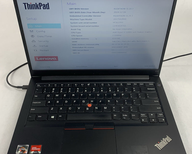 Lenovo ThinkPad E14 Gen 3 14" Ryzen 5 5500U 2.1 Ghz 8 GB Ram No OS/HDD/AC Dinged