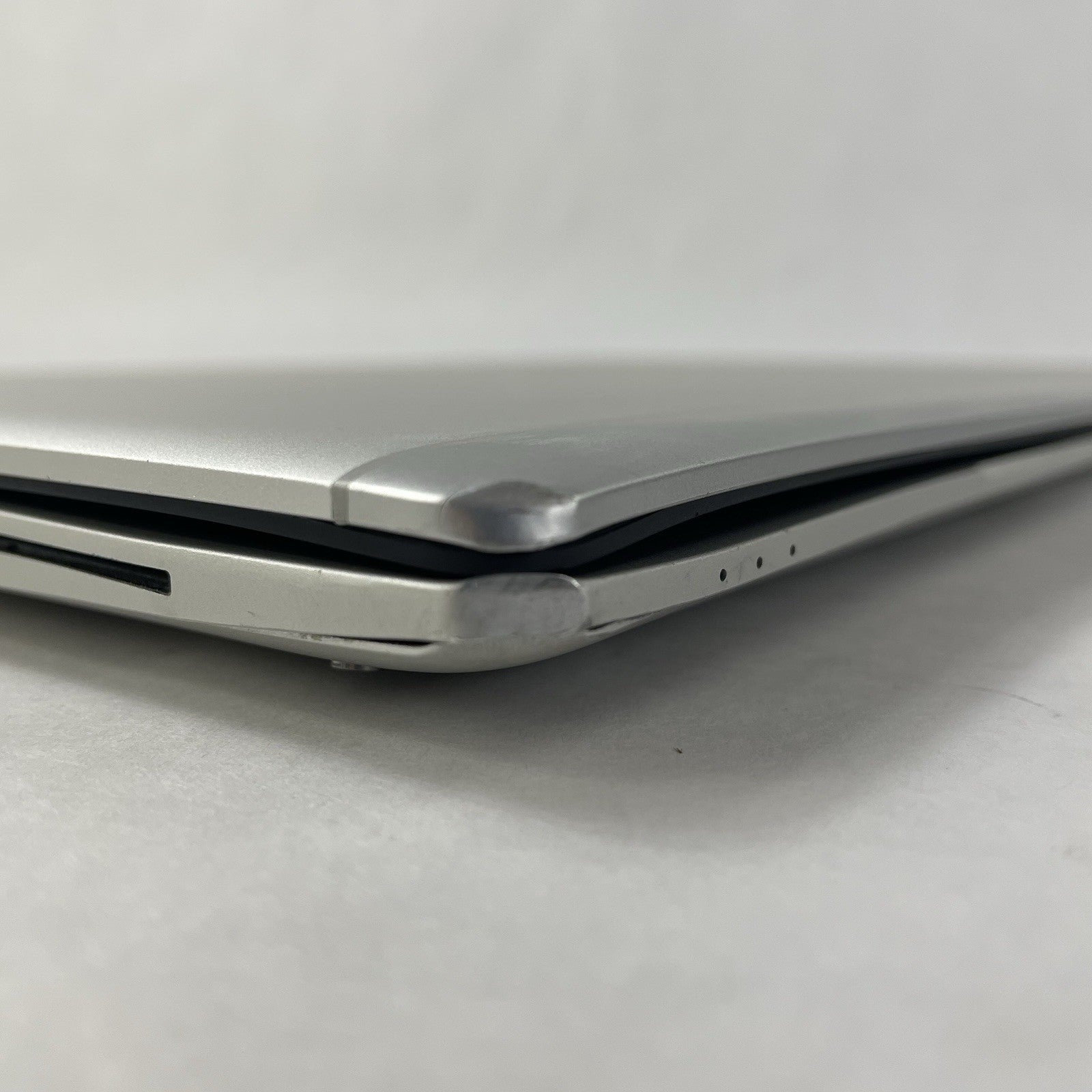 HP EliteBook 850 G6 15.6" i7-8665U 1.90 GHz 8 GB RAM No SSD/OS/AC - Bad Corners12