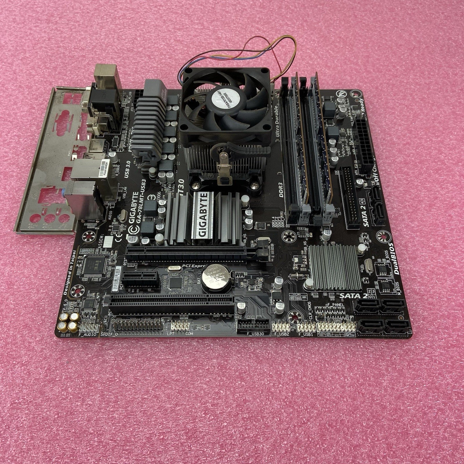 Gigabyte GA-78LMT-USB3 6.0 Motherboard AMD FX-6300 3.5GHz 4GB RAM w/IO Shield1
