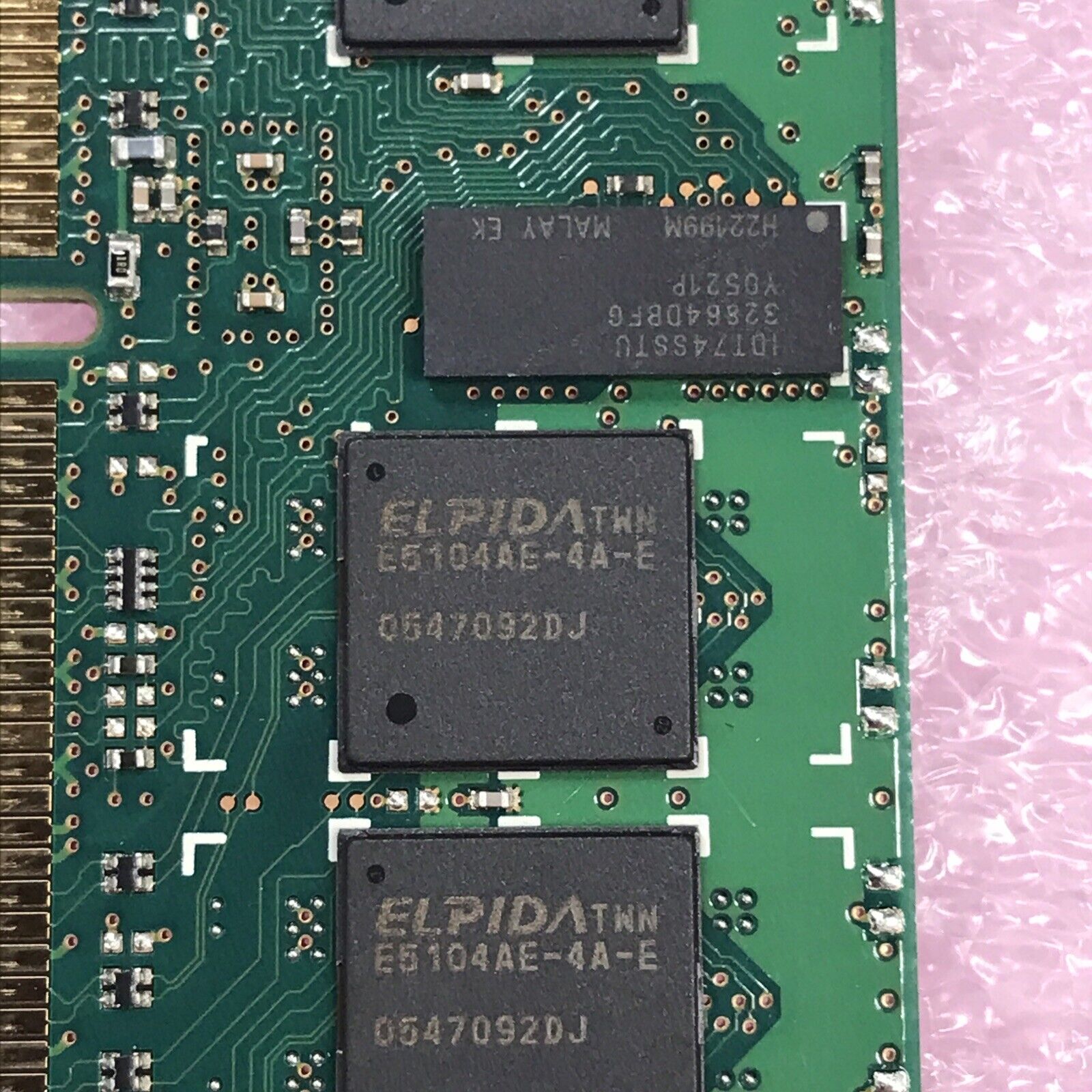 Elpida 2GB 2x1GB 1Rx4 PC2-3200R-333 Ram 345113-051 EBE10RD4AEFA-4A-E