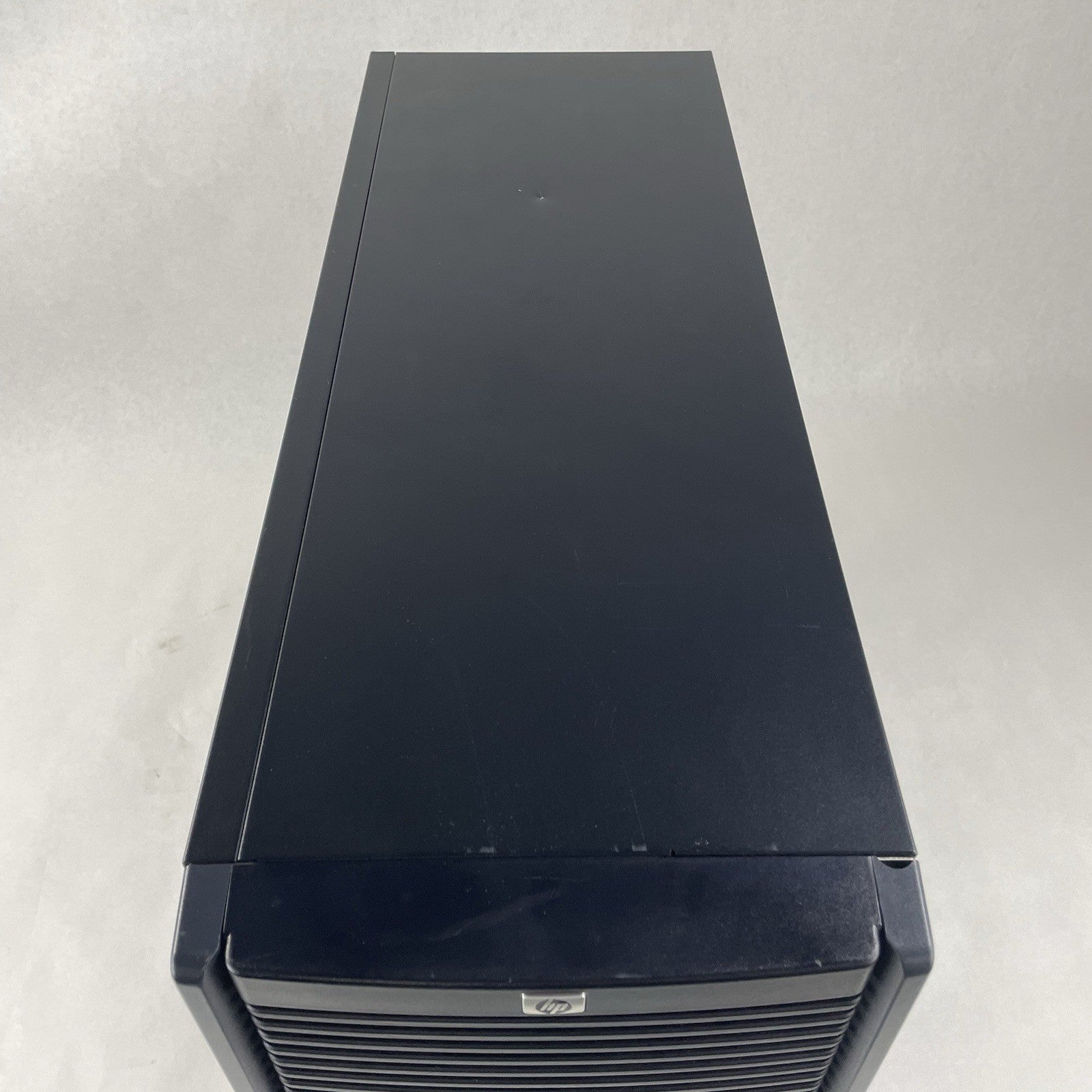 HP Prolient ML350 G6 1x Xeon E5606 2.13 GHz 32 GB RAM No HDD/GPU2
