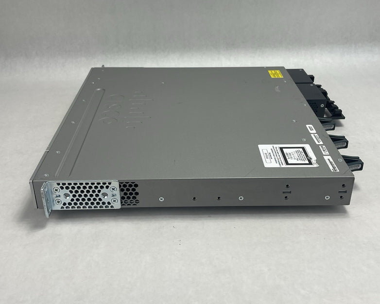 Cisco WS-C3850-48P-S 48 V07 Port Switch 1x 1100W PSU 2x 10Gig Tested & Reset