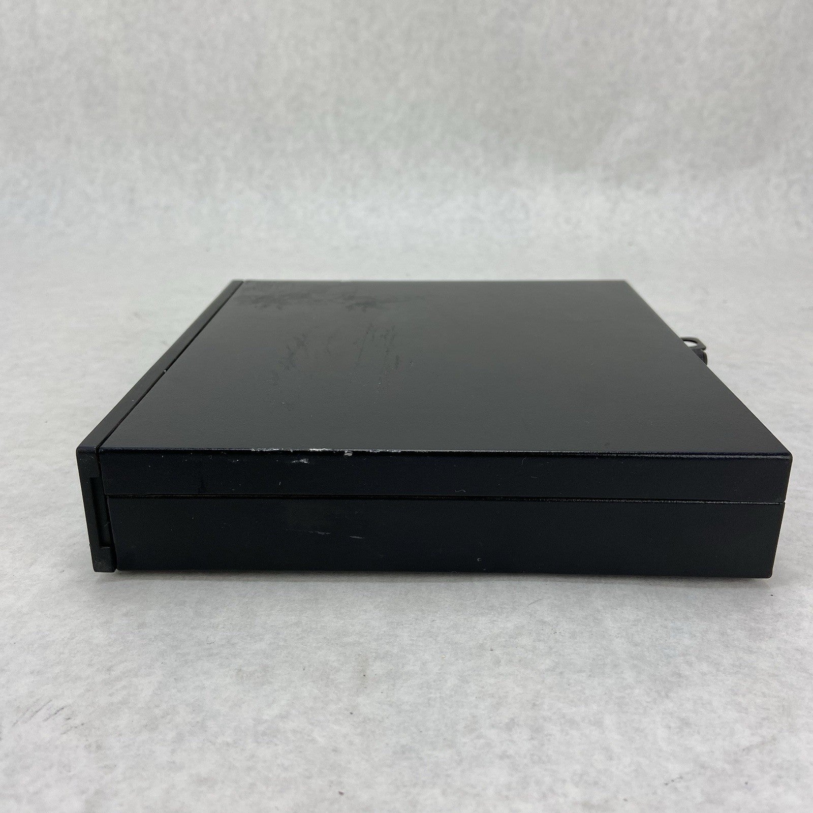 Dell Optiplex 3050 Micro Intel Core i5-7500T 2.7GHz 8GB RAM No HDD No OS7