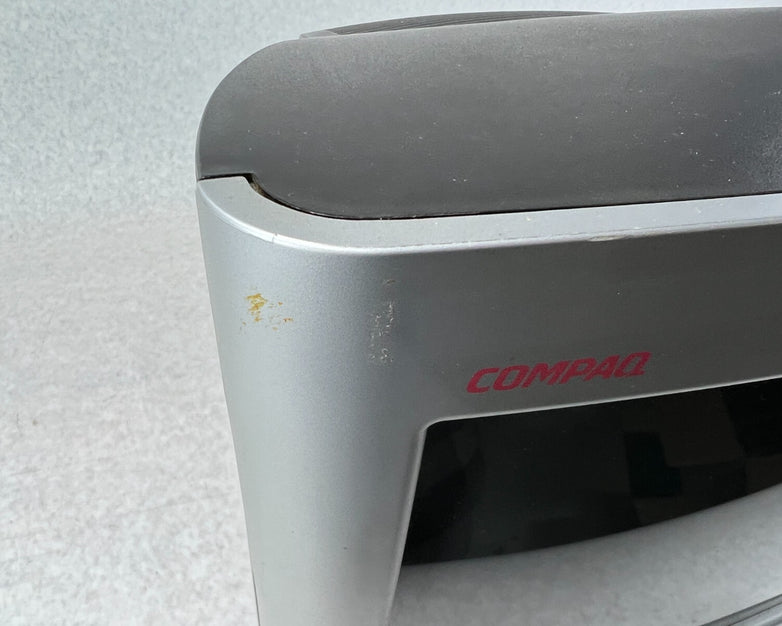 HP Compaq CV7500 17" Color Monitor 262243-339 1024x768 @85Hz NO STAND