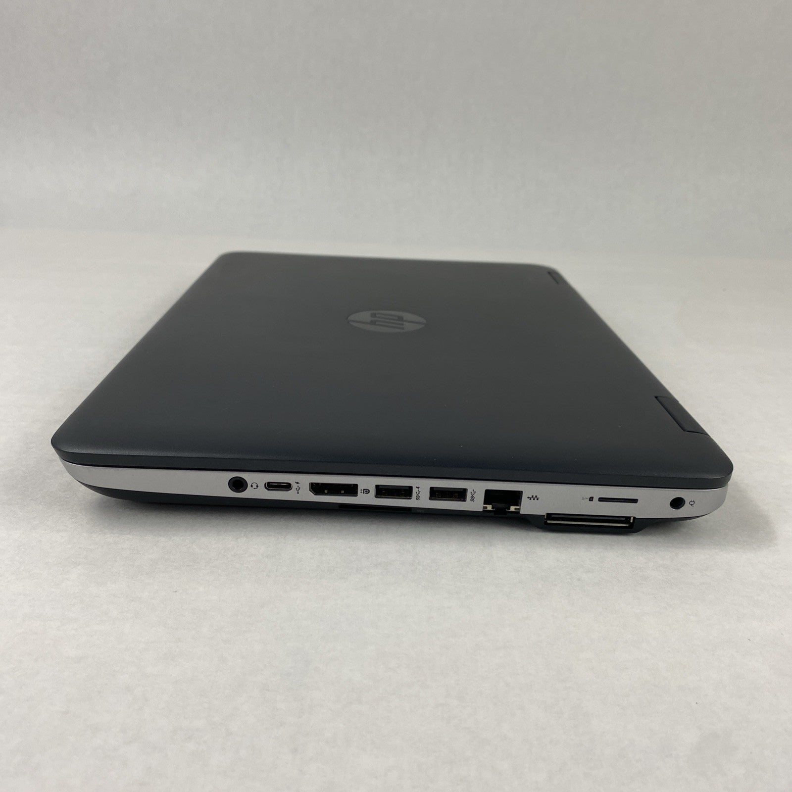HP ProBook 640 G3 Core i5-7200U 2.50 GHz 8 GB RAM 14" No Battery No HDD No OS