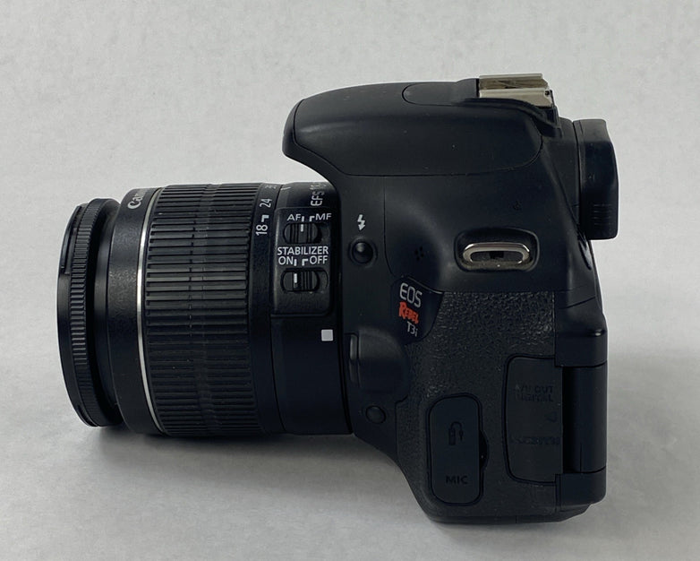 Canon DS126311 Camera EFS 18-55mm Macro 0.25m/0.8ft Zoom Lens w/Battery and Dock