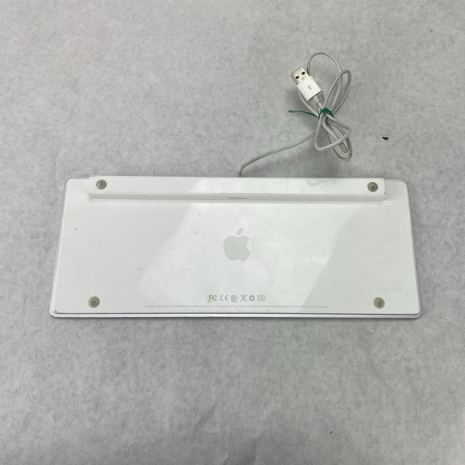 Apple A1242 Wired Keyboard English7