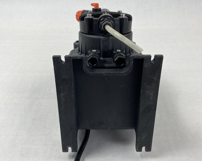 Etatron DLXB-PH/M Metering Pump PBX0908610BA I/h Bar: 5-7 120V Power Tested