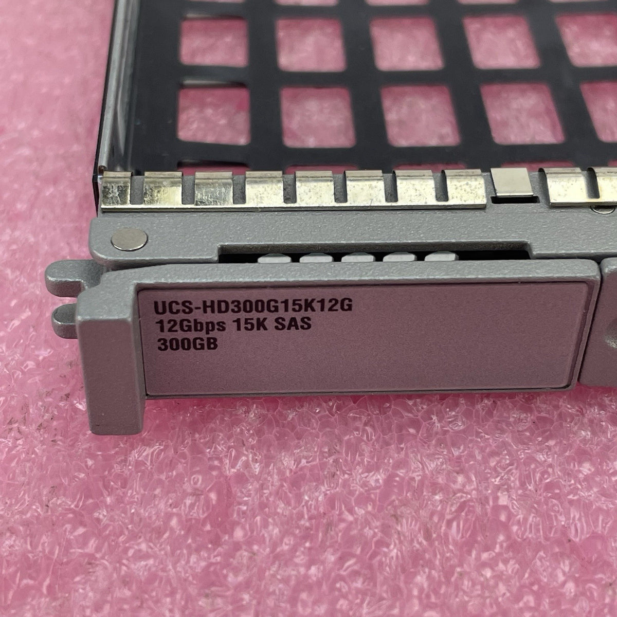 Cisco 800-35052-01 UCS 2.5" HDD Tray Caddy Lot of 102