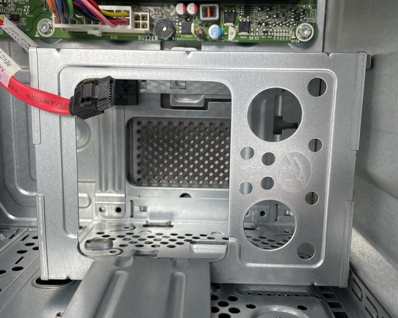 HP Pavilion P6000 MT AMD Athlon 2 x4 820 2.80 GHz 6 GB RAM No HDD No OS