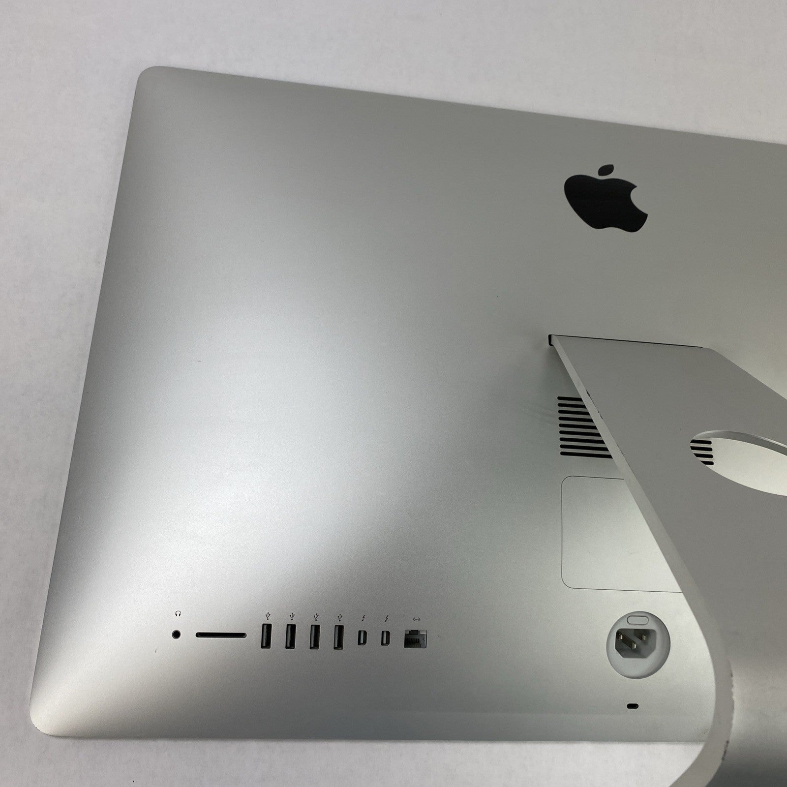 Apple A1419 iMac 2013 27" 3.2GHz i5 16GB RAM 500GB SSD os10.15.812