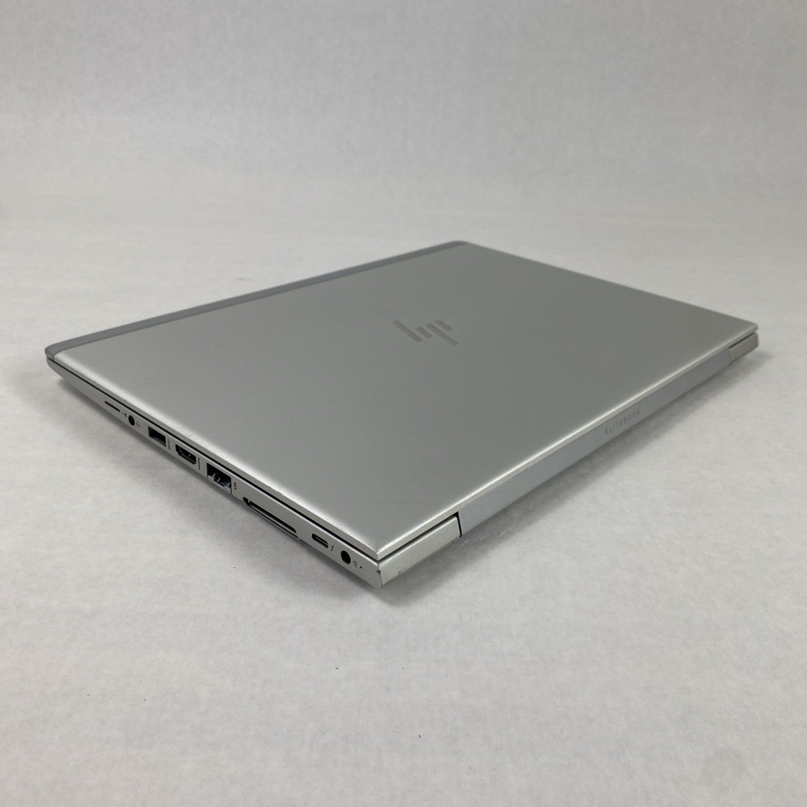 HP EliteBook 840 G5 Core i5-7200U 2.50 GHz 8GB RAM 15.6" No Battery No HDD No OS