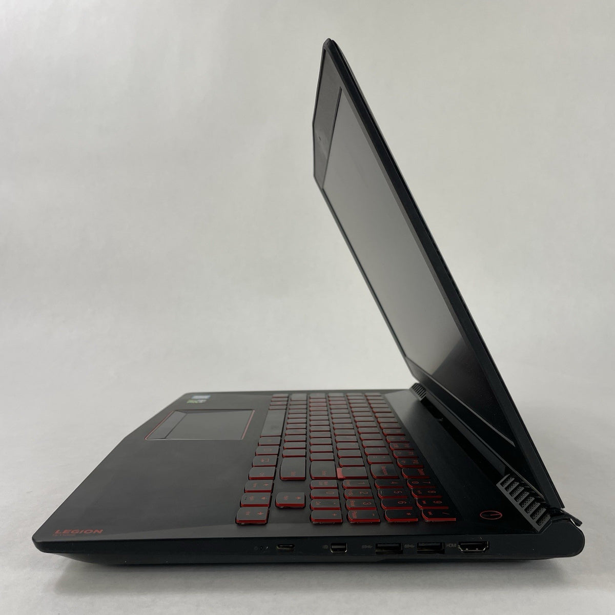 Lenovo Legion Y520 15.6" i7-7700HQ 2.80 GHz 16 GB RAM GTX 1060 No SSD/OS/AC6