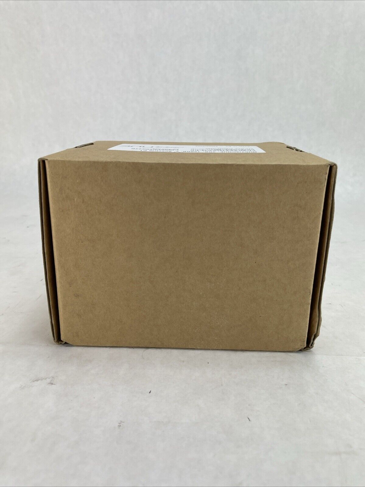 Intel NUC7i3DNUE Micro Intel Core i3-7100u 2.4GHz 4GB RAM No HDD No OS