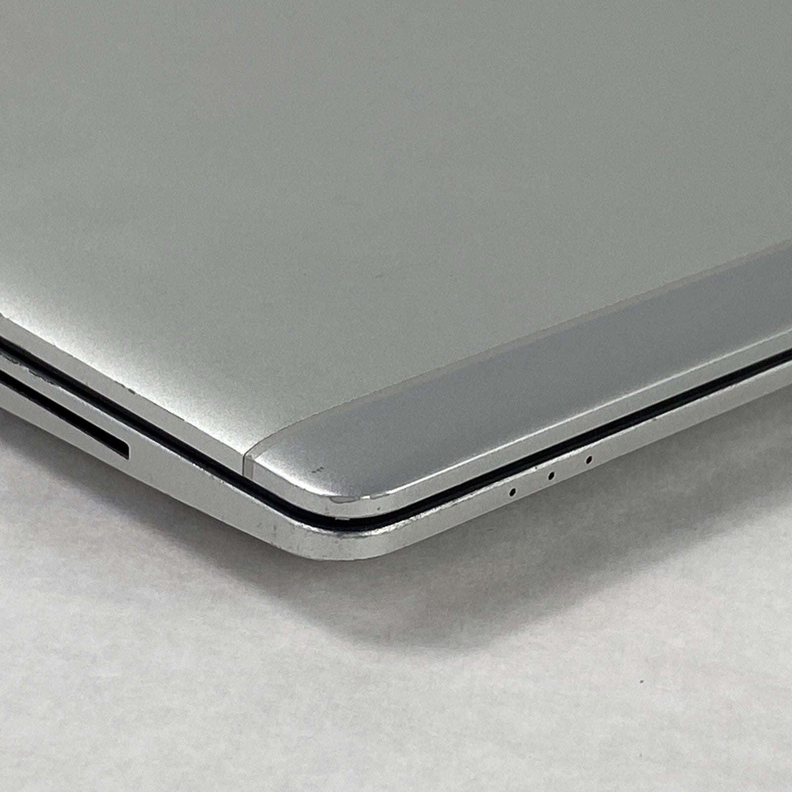 HP EliteBook 850 G6 Intel Core i7-8665U 1.90 GHz 8 GB RAM 15.6" No HDD No OS