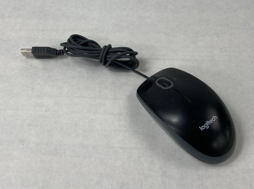 Lot of 6 Logitech M-U0026 USB Universal Wired Optical Mouse Tested