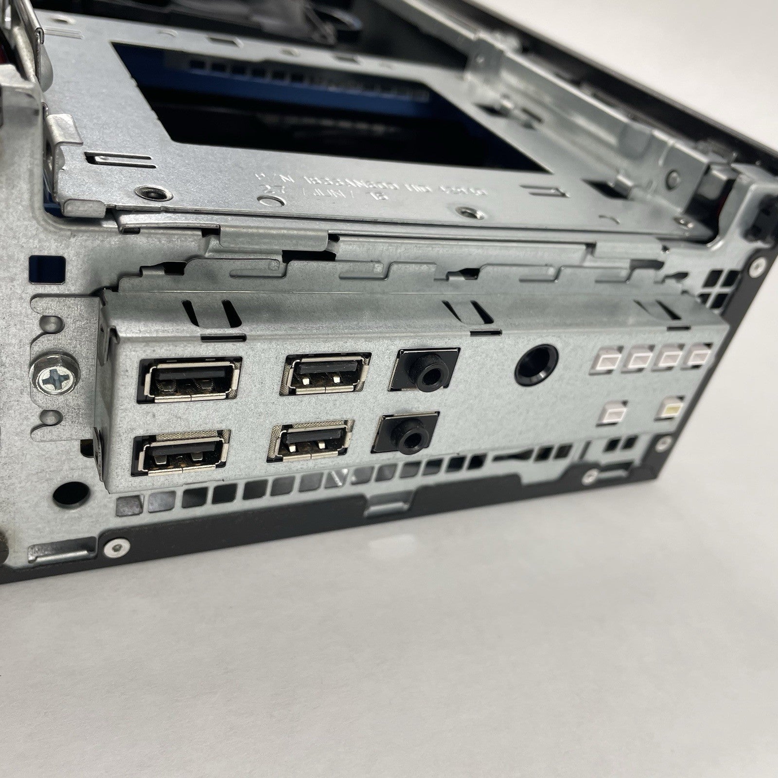 Dell Optiplex 7020 SFF i7-4790 3.60 GHz 4 GB RAM No HDD/OS13