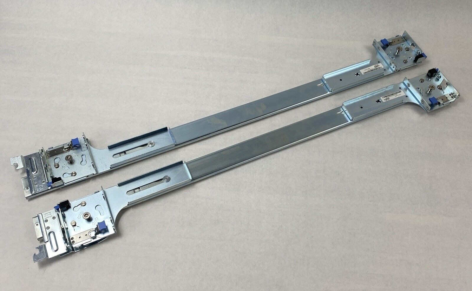Dell UN443 GM761 WC369 RP267 Left and Right 2U PowerEdge Server Rapid Rail Set